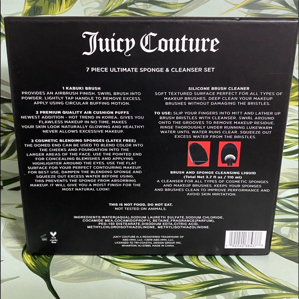 JUICY COUTURE 7 PIECE‎ SPONGE/CLEANSER SET
